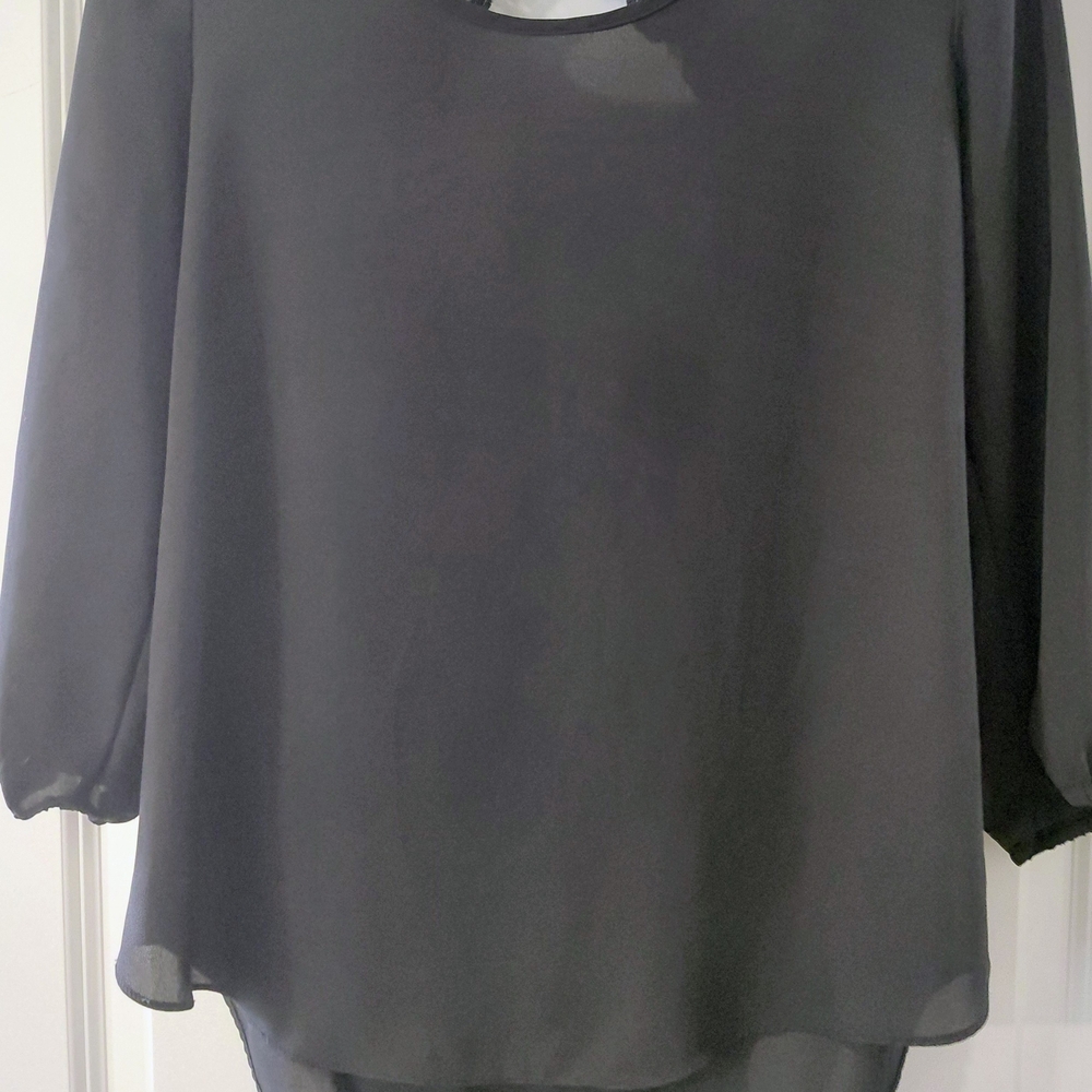 Moa Moa Black Long Sleeve Chiffon Tunic Top